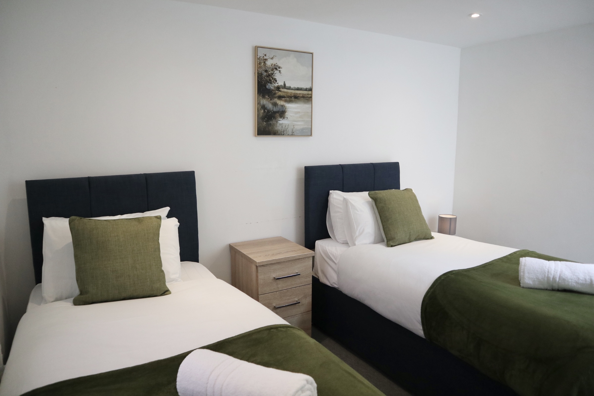 Robinswood Suite thumbnail 2
